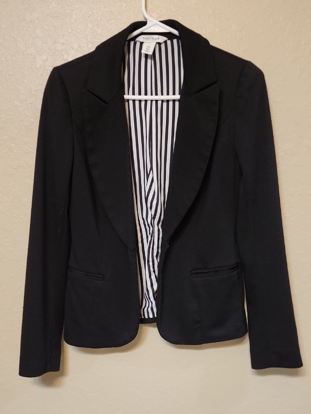 Black Women's Tailored Blazer with Striped Lining